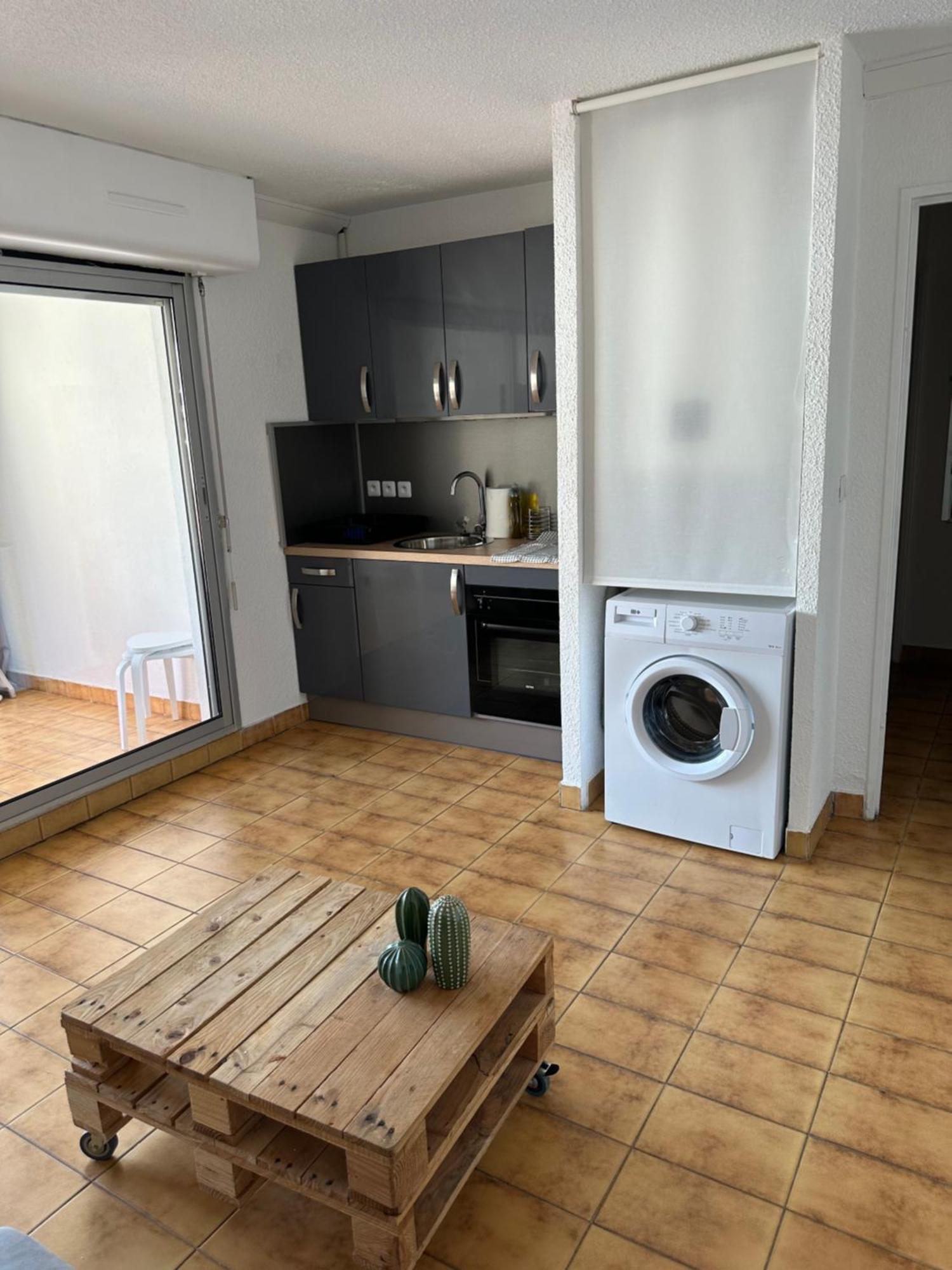 Helios Apartman Agde Kültér fotó