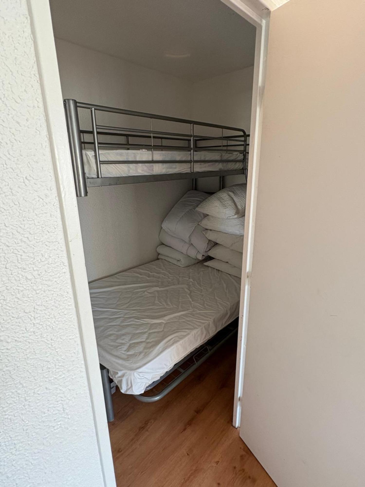Helios Apartman Agde Kültér fotó