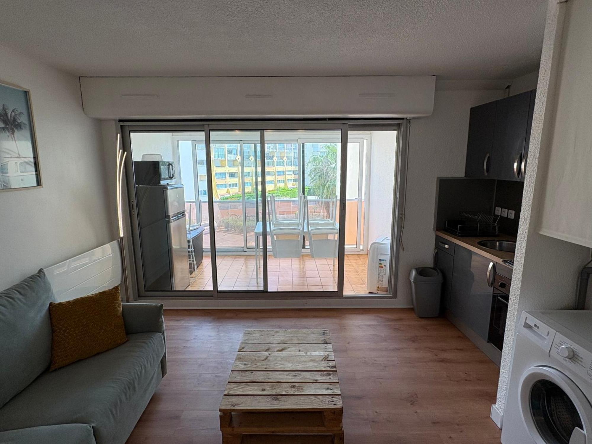Helios Apartman Agde Kültér fotó
